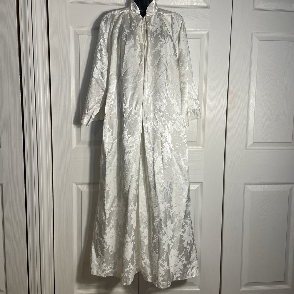 Vintage 80s ARIEL Peter Keyloun Nightgown Robe Women  1X White Brocade Half Zip